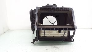 Toyota Auris E180 Salona gaisa mezgla plastmasas korpuss 8701005A20