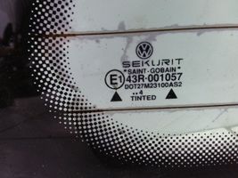 Volkswagen Golf III Luna del parabrisas trasero AS2