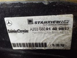 Mercedes-Benz C W203 Priekinis salono kilimas A2036800140