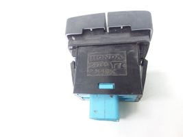 Honda CR-V Pysäköintitutkan anturin kytkin (PDC) M50786