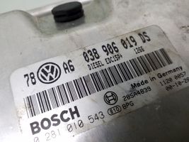 Volkswagen PASSAT B5.5 Variklio valdymo blokas 038906019DS