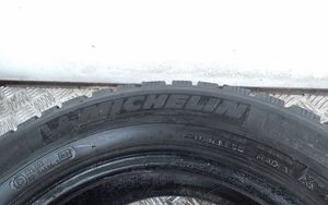 Nissan Almera N16 R15 winter/snow tires with studs 18565R1588Q