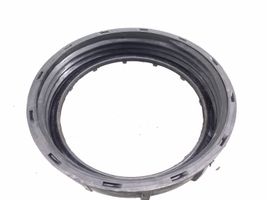 Mercedes-Benz C W203 Bague de verrouillage pour réservoir de carburant 1250759