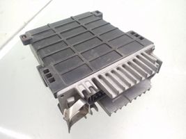 Mercedes-Benz E W124 Dzinēja vadības bloks 0280800220