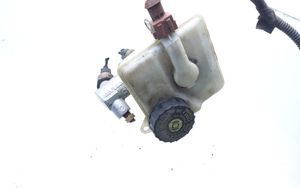 Volvo V70 Brake fluid reservoir 