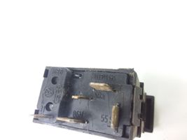 Audi 80 90 B2 Interruttore fendinebbia 853941535