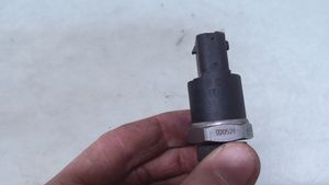 Volvo V70 Fuel pressure sensor 8631588