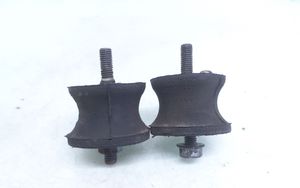 BMW 1 E81 E87 Supporto della scatola del cambio 6753316