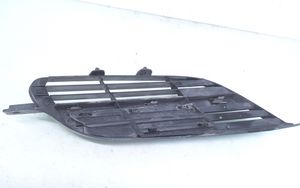 Nissan Almera Tino Grille de calandre avant 9381M010