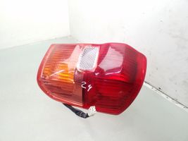 Toyota RAV 4 (XA20) Luz trasera/de freno 