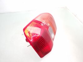 Toyota RAV 4 (XA20) Lampa tylna 