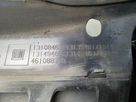 Opel Astra H Maskownica / Grill / Atrapa górna chłodnicy 13108463