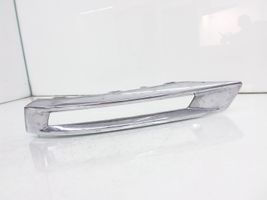 Mercedes-Benz GLK (X204) Listwa pod lampę przednią A2048854074