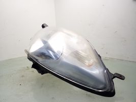 Toyota Yaris Lampa przednia 811500D120