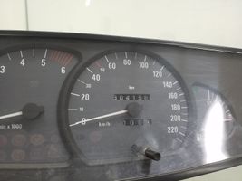 Opel Omega B2 Compteur de vitesse tableau de bord 09228420AT