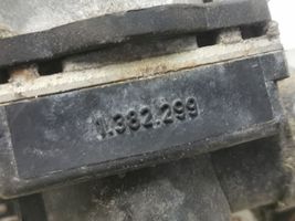 BMW 5 E34 Apsildes radiatora vārsts (-i) 1382299