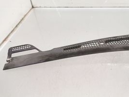 BMW 5 E34 Wiper trim 1946126