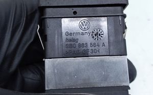 Volkswagen PASSAT B5 Istuimen lämmityksen kytkin 3B0963564A