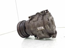 Toyota Avensis T220 Ilmastointilaitteen kompressorin pumppu (A/C) 4472203435