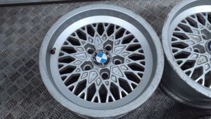 BMW 3 E30 Felgi aluminiowe R15 LUCY7