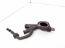 Volkswagen PASSAT B7 Tuyau de liquide de refroidissement moteur 03L121131A