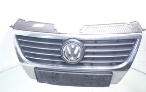 Volkswagen PASSAT B6 Grille calandre supérieure de pare-chocs avant 3C0853651D