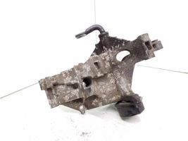 Volkswagen Sharan Mocowanie alternatora 028903143AB