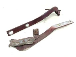 Ford Sierra Engine bonnet/hood hinges 