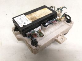 Mitsubishi Colt Module de fusibles 8637A171