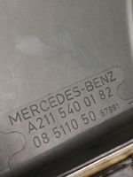 Mercedes-Benz E W211 Coperchio scatola dei fusibili A2115400182