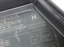 Lexus RX 450H Coperchio scatola dei fusibili 8266248400