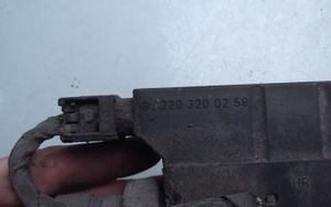 Mercedes-Benz S W220 Air suspension valve block A2203200258