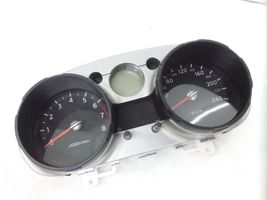 Nissan Qashqai Speedometer (instrument cluster) 7300038