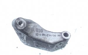 Mercedes-Benz ML W163 Staffa di montaggio del compressore dell’A/C A6112340239