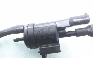 Mercedes-Benz C W204 Solenoīda vārsts 0025401497