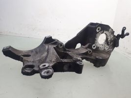 Skoda Yeti (5L) Soporte del alternador 03L903143D