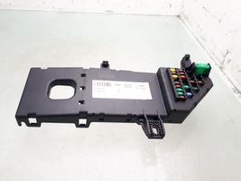 Opel Vectra C Fuse module 13223679