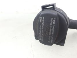 Mercedes-Benz B W245 Oil filler cap A6400100369