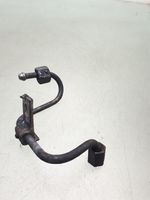 Toyota Avensis T250 Fuel injector supply line/pipe 