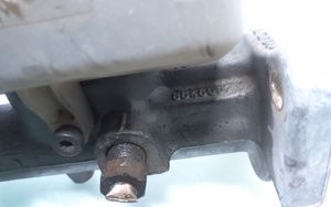 Volvo V70 Główny cylinder hamulca 8646007