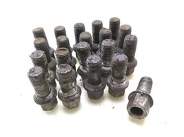 Volkswagen Touran I Nuts/bolts 