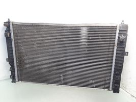 Volkswagen PASSAT B5.5 Radiateur de refroidissement 8D0121100