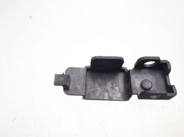 Volkswagen PASSAT B5.5 Staffa di montaggio del radiatore 8D0260427