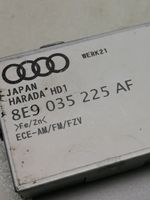 Audi A4 S4 B7 8E 8H Antenos stiprintuvas 8E9035225AF