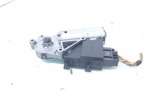 BMW 5 E39 Motor/activador 8381480