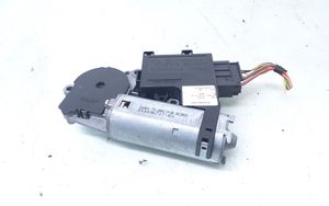 BMW 5 E39 Motor/activador 8381480