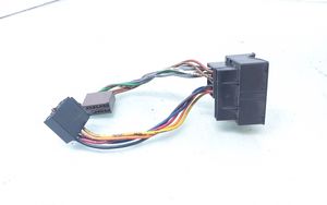 BMW 5 E39 Connecteur radio EUR ISO 