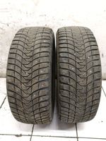 Volkswagen Golf II Pneus d’hiver R16 à crampons 20555R16