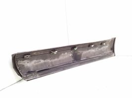 Volkswagen Touareg I Takaoven lista (muoto) 7L6839788