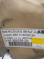 Mercedes-Benz S W220 Rivestimento pavimento anteriore 220680040